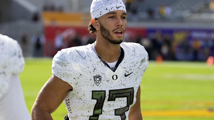 Nov 18, 2023; Tempe, Arizona, USA; Oregon Ducks quarterback Ty Thompson (13) against the Arizona State Sun Devils at Mountain America Stadium.