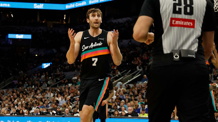 Golden State Warriors v San Antonio Spurs Golden State Warriors v San Antonio Spurs