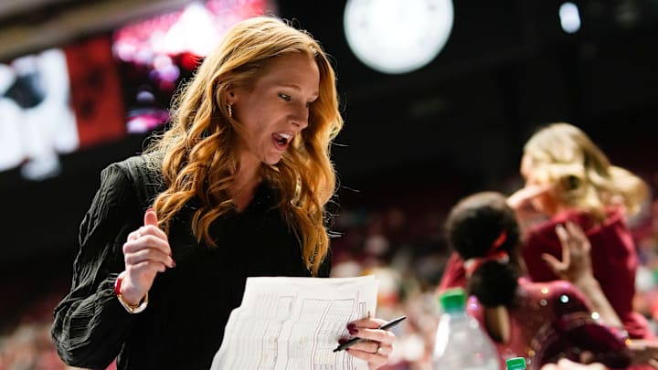 Jan 23, 2026; Tuscaloosa, AL, USA; Alabama head coach Ashley Johnston talks to judges in the home opening gymnastics meet at Coleman Coliseum. Jan 23, 2026; Tuscaloosa, AL, USA; Alabama head coach Ashley Johnston talks to judges in the home opening gymnastics meet at Coleman Coliseum.