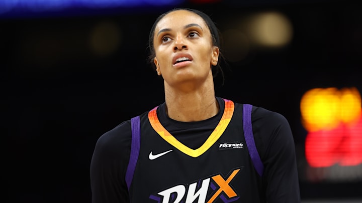 Caitlin Clark Waves DeWanna Bonner Back to Bench in Tense Fever vs Mercury  Exchange