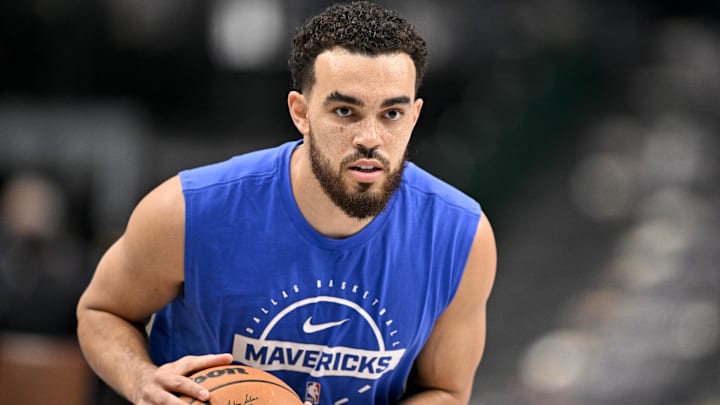 Feb 26, 2026; Dallas, Texas, USA; Dallas Mavericks guard Tyus Jones (1) warms up before the game between the Dallas Mavericks and the Sacramento Kings the American Airlines Center. Mandatory Credit: Jerome Miron-Imagn Images