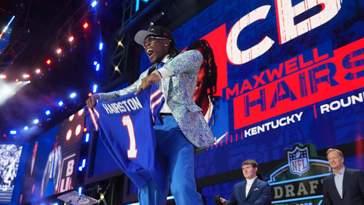 Apr 24, 2025; Green Bay, WI, USA; Kentucky Wildcats cornerback Maxwell Hairston is selected by the Buffalo Bills as the number 30 pick in the first round of the 2025 NFL Draft at Lambeau Field.