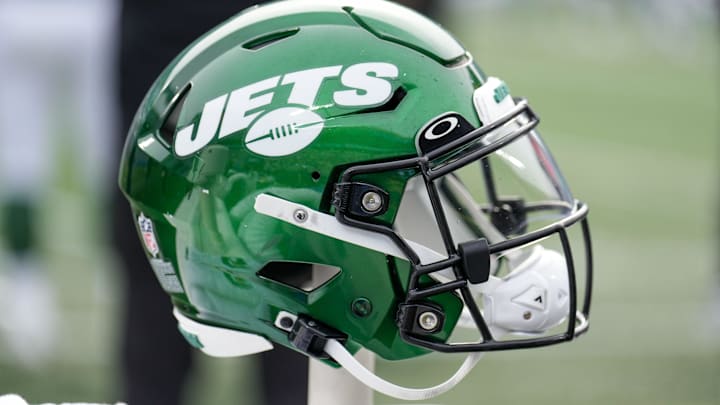 Aug 12, 2023; Charlotte, North Carolina, USA; New York Jets helmet during the second quarter against the Carolina Panthers at Bank of America Stadium. Mandatory Credit: Jim Dedmon-Imagn Images