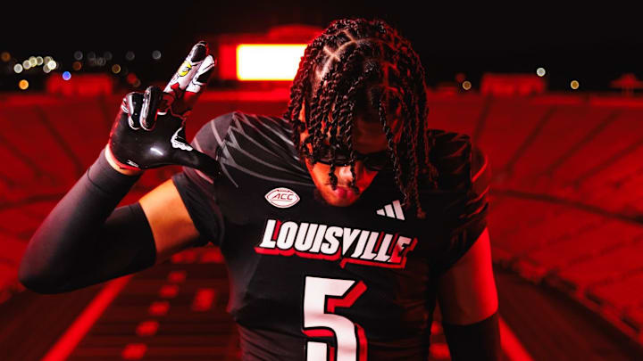 Freeport (Fla.) HS tight end Julius Miles