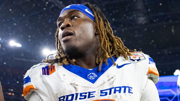 Dec 31, 2024; Glendale, AZ, USA; Boise State Broncos running back Ashton Jeanty (2) against the Penn State Nittany Lions during the Fiesta Bowl at State Farm Stadium. Mandatory Credit: Mark J. Rebilas-Imagn Images Dec 31, 2024; Glendale, AZ, USA; Boise State Broncos running back Ashton Jeanty (2) against the Penn State Nittany Lions during the Fiesta Bowl at State Farm Stadium. Mandatory Credit: Mark J. Rebilas-Imagn Images
