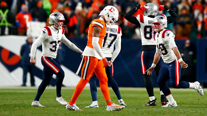 New England Patriots v Denver Broncos