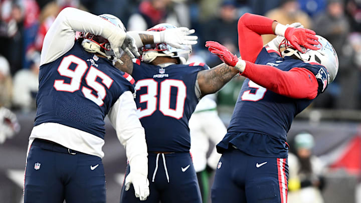 Nov 20, 2022; Foxborough, Massachusetts, USA; New England Patriots linebacker Matthew Judon (9)