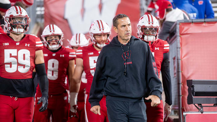 Wisconsin Badgers vs. Illinois Fighting Illini Wisconsin Badgers vs. Illinois Fighting Illini