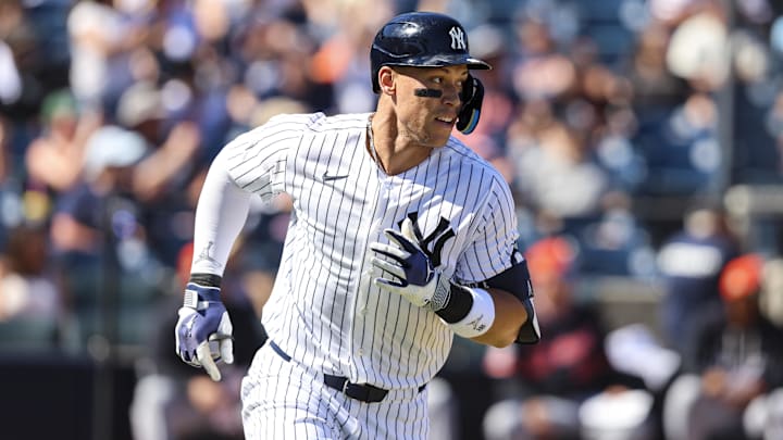Aaron Judge pegó dos jonrones en su primer juego con los Yankees en este Spring Training de MLB
