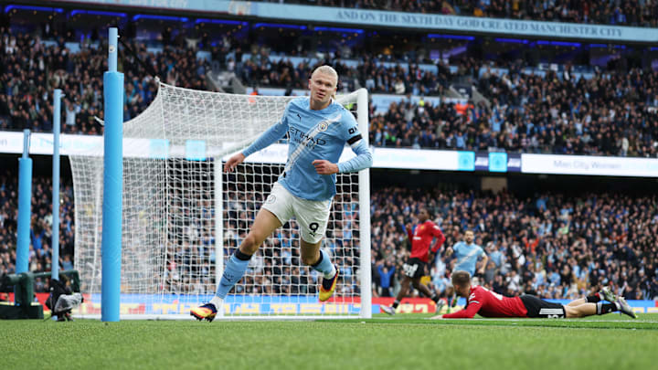 Haaland marcou duas vezes no Dérbi de Manchester 