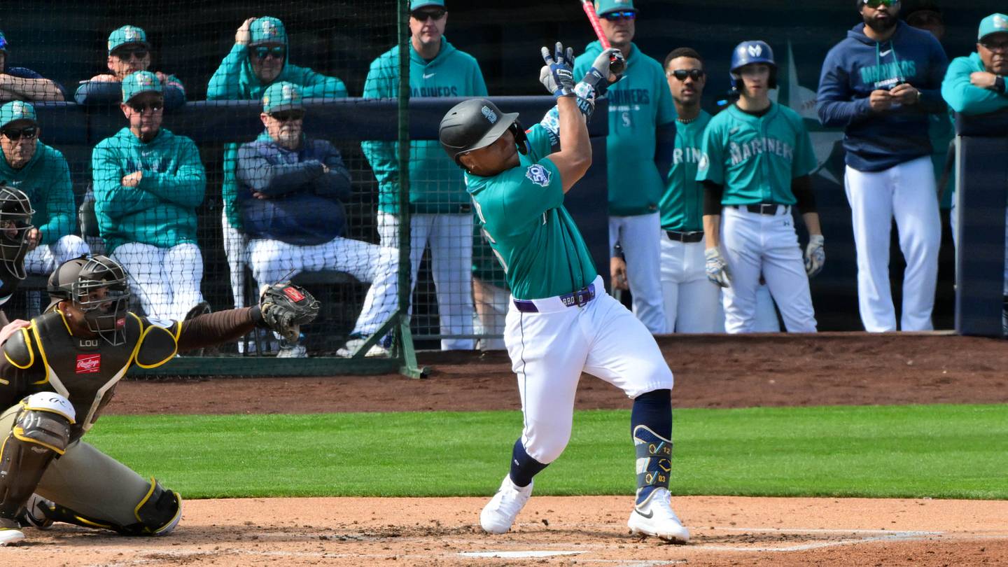 Mariners May Be Clearing Michael Arroyo’s Final MLB Roadblock