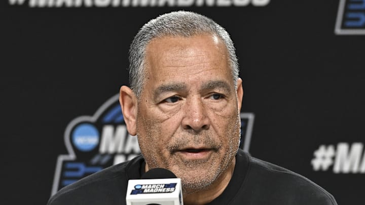 Mar 25, 2026; Houston, TX, USA; Houston Cougars head coach Kelvin Sampson speaks during a practice session press conference ahead of the south regional of the men's 2026 NCAA Tournament at Toyota Center. Mandatory Credit: Maria Lysaker-Imagn Images Mar 25, 2026; Houston, TX, USA; Houston Cougars head coach Kelvin Sampson speaks during a practice session press conference ahead of the south regional of the men's 2026 NCAA Tournament at Toyota Center. Mandatory Credit: Maria Lysaker-Imagn Images