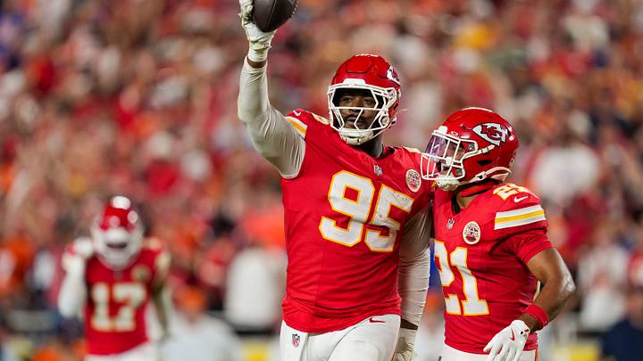 Sep 14, 2026; Kansas City, Missouri, USA; Kansas City Chiefs defensive tackle Chris Jones (95) celebrates with teammates after recovering a fumble during the second half against the Denver Broncos at Arrowhead Stadium. Mandatory Credit: Jay Biggerstaff-Imagn Images Sep 14, 2026; Kansas City, Missouri, USA; Kansas City Chiefs defensive tackle Chris Jones (95) celebrates with teammates after recovering a fumble during the second half against the Denver Broncos at Arrowhead Stadium. Mandatory Credit: Jay Biggerstaff-Imagn Images