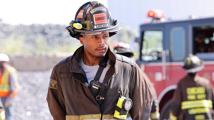 CHICAGO FIRE -- "Rattle the Cage" Episode 1502 -- Pictured: Da'Vinchi as Marcus Burke