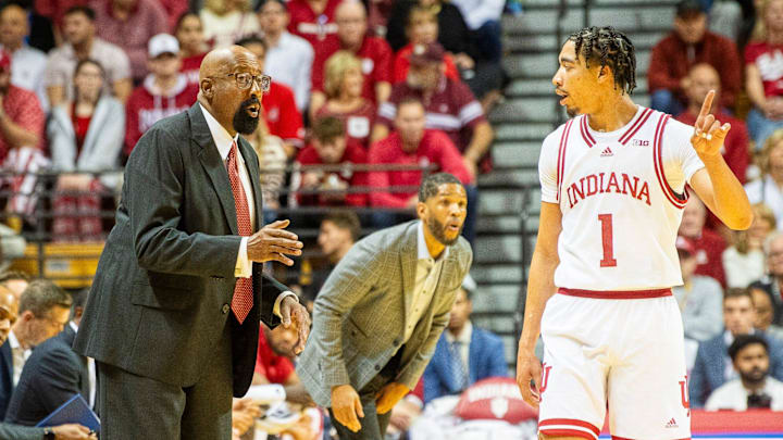 Indiana Head Coach Mike Woodson talks with Myles Rice (1) during the Indiana versus Southern Illinois University Edwardsville men's basketball game at Simon Skjodt Assembly Hall on Wednesday, Nov. 6, 2024.