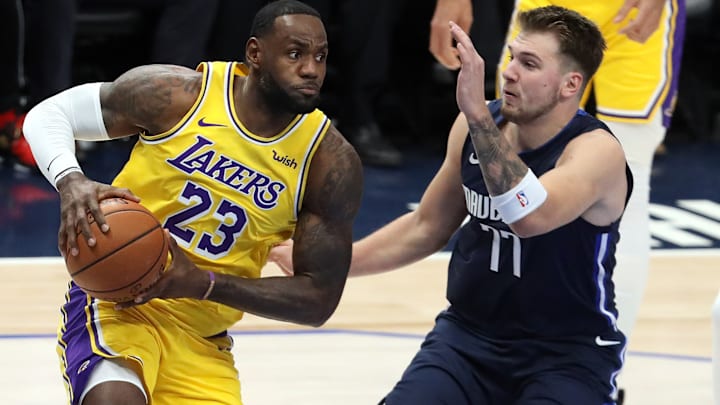 Lakers enfrentarán a Mavericks en la Jornada de Navidad