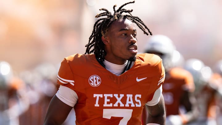 Texas Longhorns defensive back Jahdae Barron (7) takes the field before the Texas Longhorns take on Mississippi State at Darrell K Royal-Texas Memorial Stadium in Austin Saturday, Sept. 28, 2024.