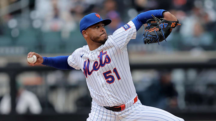 Freddy Peralta and the Mets are home favorites against the Tigers.