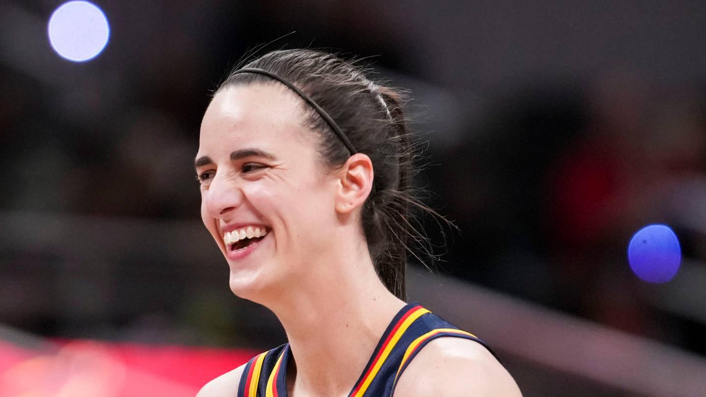 Caitlin Clark Laughs Off Expected Leg Sleeve Question