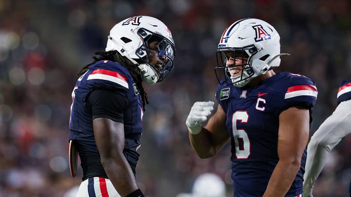 Sep 5, 2026; Tucson, Arizona, USA; Arizona Wildcats linebacker Chase Kennedy (7) celebrates with linebacker Taye Brown (6) during the second quarter of the game against the Northern Arizona Lumberjacks at Casino Del Sol Stadium. Sep 5, 2026; Tucson, Arizona, USA; Arizona Wildcats linebacker Chase Kennedy (7) celebrates with linebacker Taye Brown (6) during the second quarter of the game against the Northern Arizona Lumberjacks at Casino Del Sol Stadium.