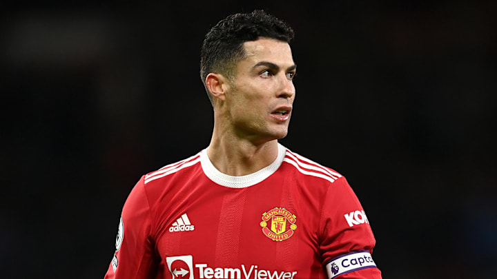 Cristiano Ronaldo quer se transferir para um clube competitivo que jogue a Champions League