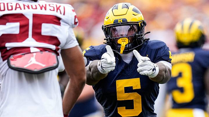 Michigan running back Savion Hiter celebrates a first down against Oklahoma Michigan running back Savion Hiter celebrates a first down against Oklahoma