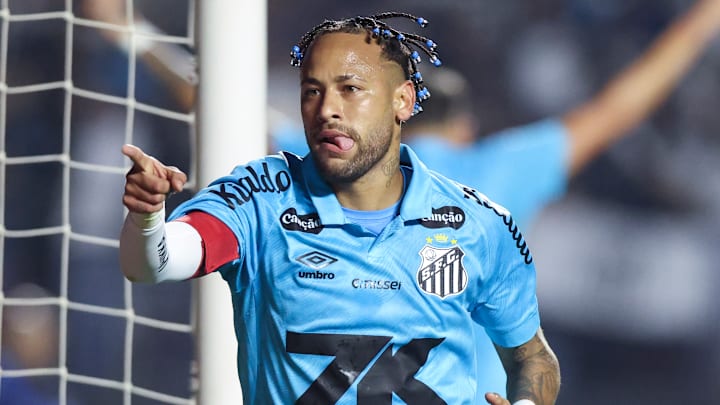 Neymar tem seis gols em 2025, sendo três no Brasileirão
