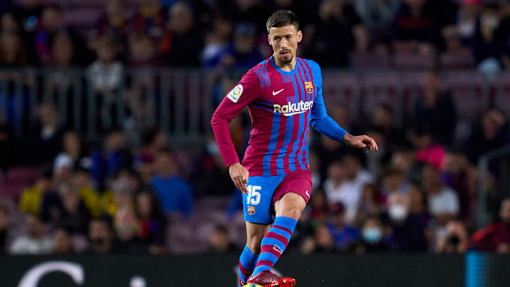 Clement Lenglet avec le maillot du FC Barcelone. Clement Lenglet avec le maillot du FC Barcelone.