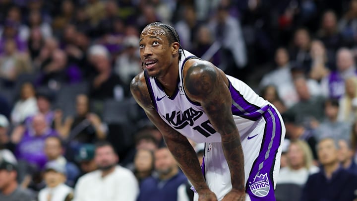 Nov 8, 2024; Sacramento, California, USA; Sacramento Kings forward DeMar DeRozan (10) during the game against the Los Angeles Clippers at Golden 1 Center. Mandatory Credit: Sergio Estrada-Imagn Images