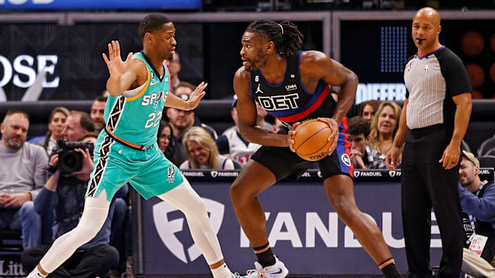 Los Pistons pedirían varios jugadores a los Warriors para traspasar a su pívot titular