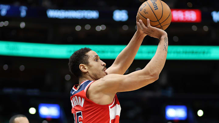 Feb 8, 2025; Washington, District of Columbia, USA; Washington Wizards guard Malcolm Brogdon (15) takes a shot during the second half at Capital One Arena. Feb 8, 2025; Washington, District of Columbia, USA; Washington Wizards guard Malcolm Brogdon (15) takes a shot during the second half at Capital One Arena.