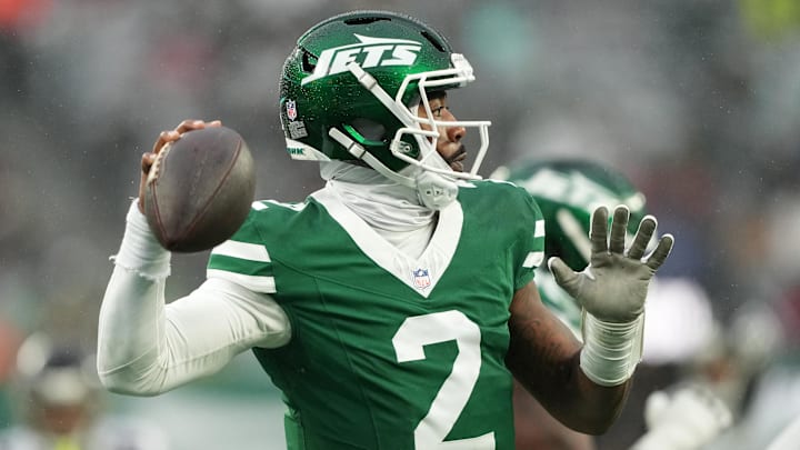 Nov 30, 2025; East Rutherford, New Jersey, USA; New York Jets quarterback Tyrod Taylor (2) drops back to pass against the Atlanta Falcons during the first half at MetLife Stadium. Mandatory Credit: Robert Deutsch-Imagn Images