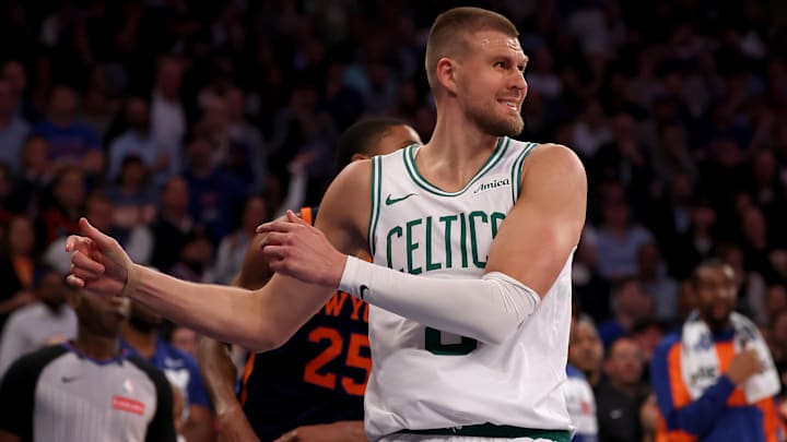 Kristaps Porzingis podría pasar de Celtics a Lakers