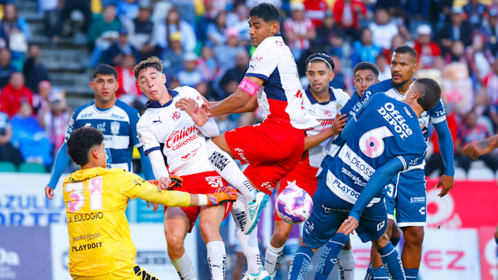 El 'Tiba' Sepúlveda fue el último de Chivas en vacunar al Pachuca