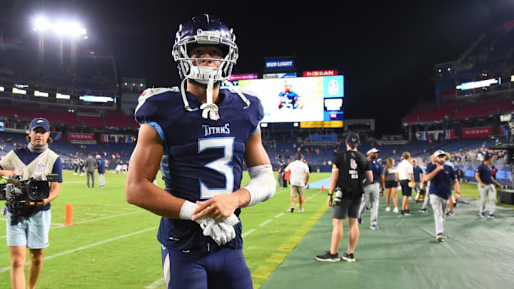 Aug 28, 2021; Nashville, TN, USA; Tennessee Titans corner back Caleb Farley (3) leaves the field Aug 28, 2021; Nashville, TN, USA; Tennessee Titans corner back Caleb Farley (3) leaves the field