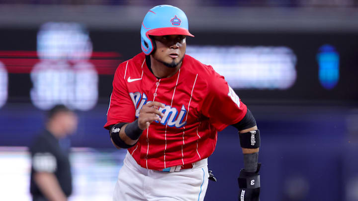 Arráez tiene .438 de promedio de bateo