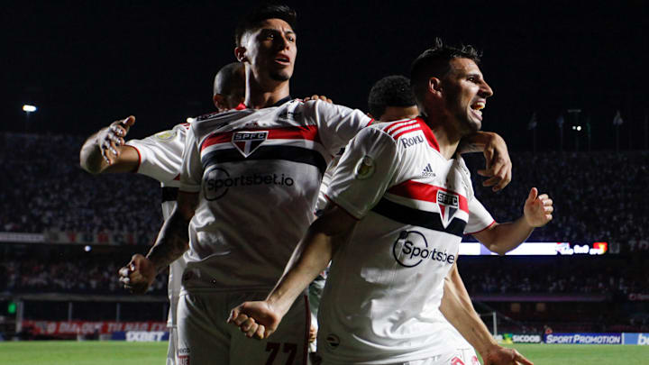 Esbanjando confiança, São Paulo tenta emplacar outro bom resultado para garantir o bicampeonato consecutivo do Paulistão 