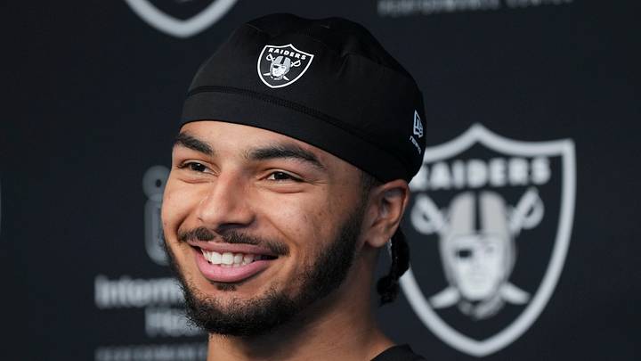 Las Vegas Raiders SAF Treydan Stukes