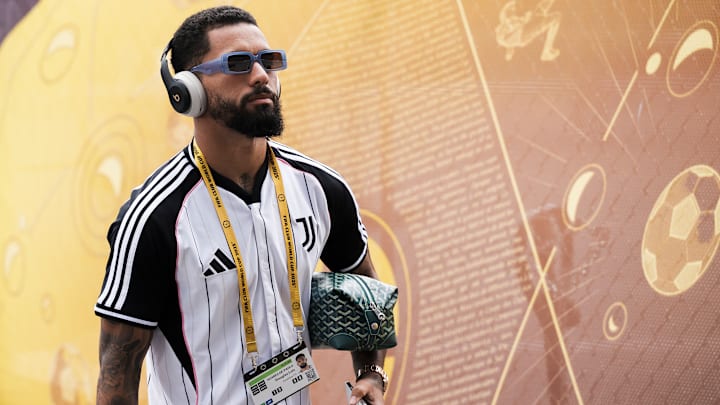 Douglas Luiz Douglas Luiz