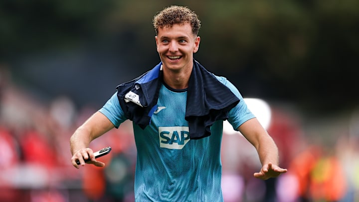 Fisnik Asllani soll im Fokus des FC Barcelona stehen