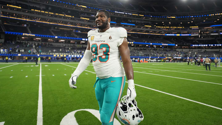 Miami Dolphins defensive tackle Calais Campbell (93) leaves the field after the game against the Los Angeles Rams at SoFi Stadium. Miami Dolphins defensive tackle Calais Campbell (93) leaves the field after the game against the Los Angeles Rams at SoFi Stadium.