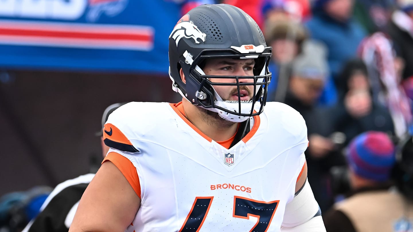 Broncos Lock In Alex Palczewski: Contract Details & Grade