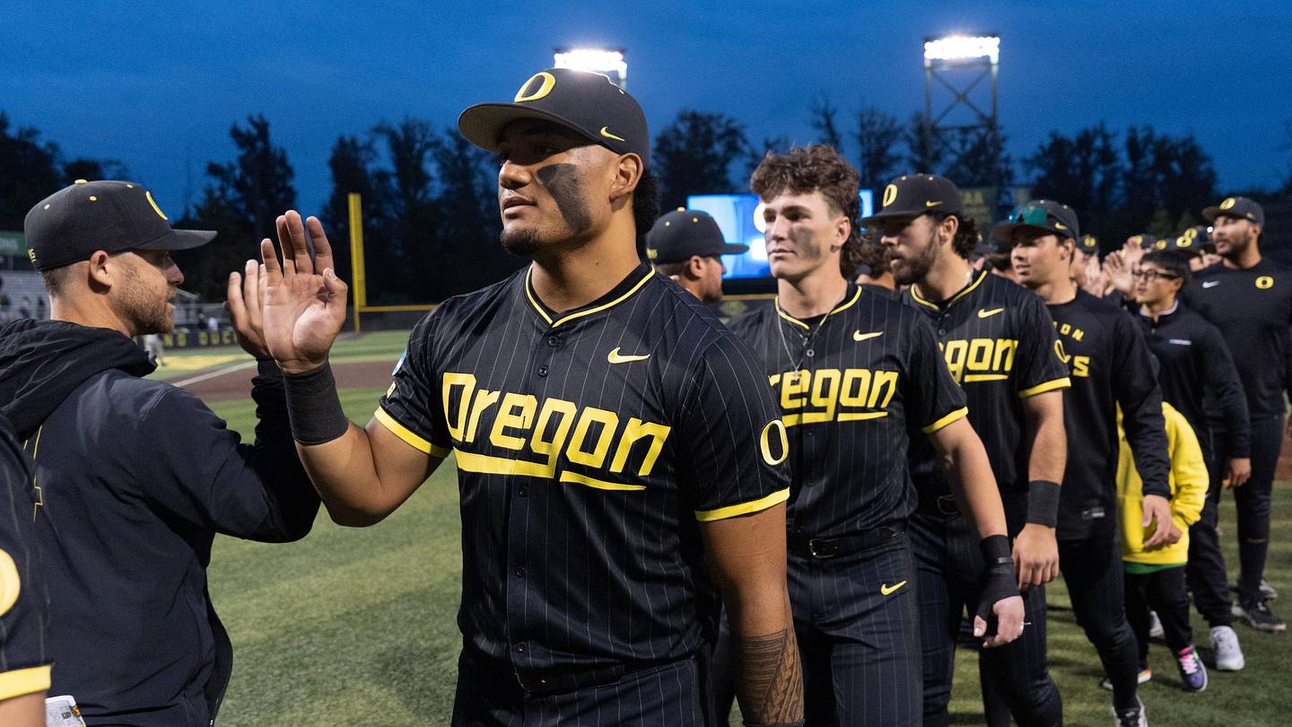 Winners and Losers From Oregon's Super Regional Loss to Texa