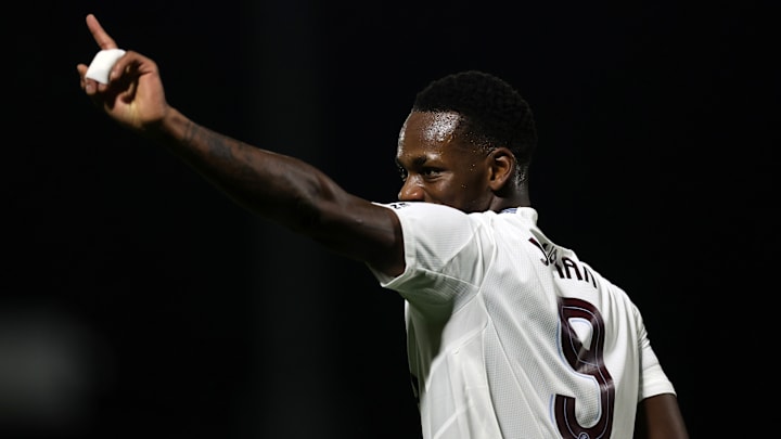 Wycombe Wanderers v Aston Villa - Carabao Cup Third Round