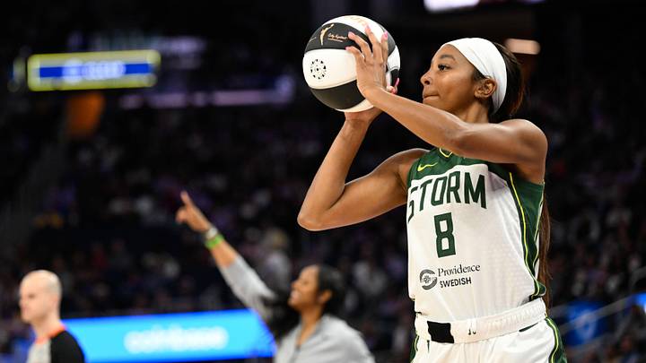 Jun 14, 2025; San Francisco, California, USA; Seattle Storm guard Lexie Brown (8) attempts a three point basket against the Golden State Valkyries in the third quarter at Chase Center. Mandatory Credit: Eakin Howard-Imagn Images