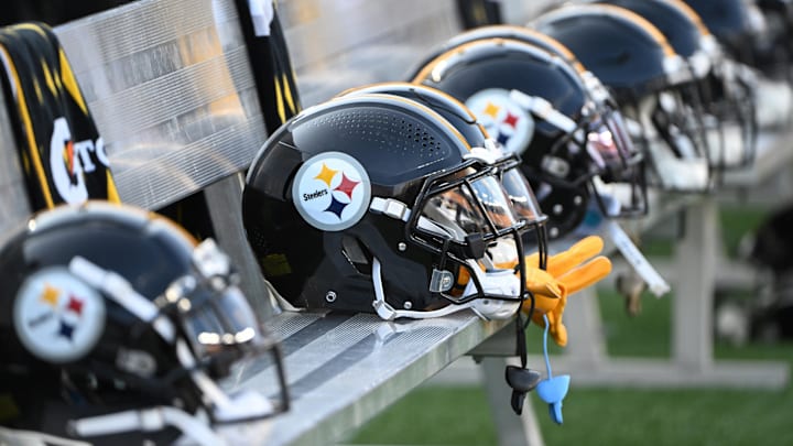 Aug 9, 2024; Pittsburgh, Pennsylvania, USA; Pittsburgh Steelers helmets sit on the bench during the 3rd quarter against the Houston Texans at Acrisure Stadium. Mandatory Credit: Barry Reeger-Imagn Images Aug 9, 2024; Pittsburgh, Pennsylvania, USA; Pittsburgh Steelers helmets sit on the bench during the 3rd quarter against the Houston Texans at Acrisure Stadium. Mandatory Credit: Barry Reeger-Imagn Images