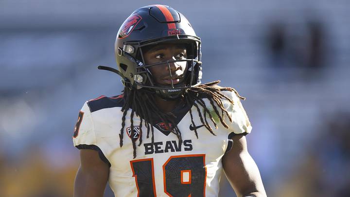 Oregon State Beavers defensive back Skyler Thomas