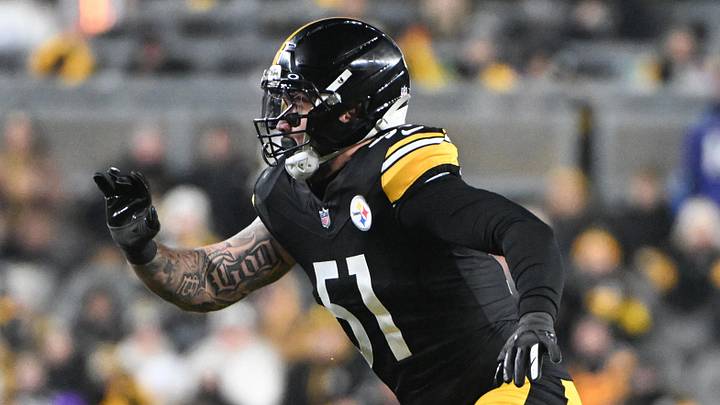 Jan 4, 2026; Pittsburgh, Pennsylvania, USA; Pittsburgh Steelers linebacker Nick Herbig (51) rushes against the Baltimore Ravens during the first half at Acrisure Stadium. Mandatory Credit: Barry Reeger-Imagn Images Jan 4, 2026; Pittsburgh, Pennsylvania, USA; Pittsburgh Steelers linebacker Nick Herbig (51) rushes against the Baltimore Ravens during the first half at Acrisure Stadium. Mandatory Credit: Barry Reeger-Imagn Images