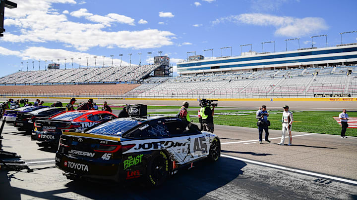 On Thursday, NASCAR announced that it would be revamping its practice and qualifying format for the 2025 NASCAR National Series campaign. On Thursday, NASCAR announced that it would be revamping its practice and qualifying format for the 2025 NASCAR National Series campaign.