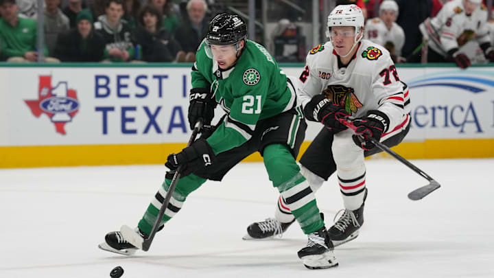 Chicago Blackhawks v Dallas Stars